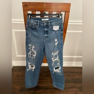 Distressed Blue Ankle Jeans